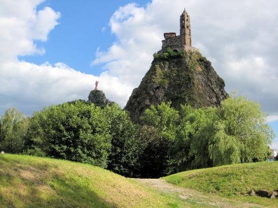 Logis Du Cagaire Apartamento Le Puy-en-Velay Exterior foto